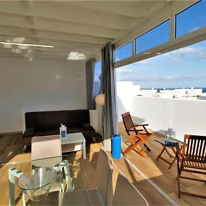 Vacacional Con Balcon La Vela Puerto Calero